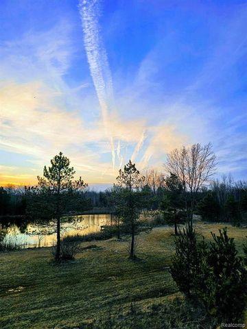 8261 N Dort Highway, Mount Morris, MI 48458