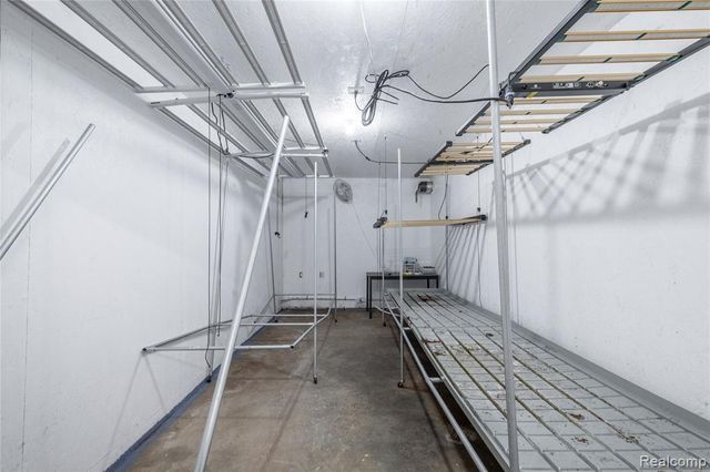 8261 N Dort Highway, Mount Morris, MI 48458