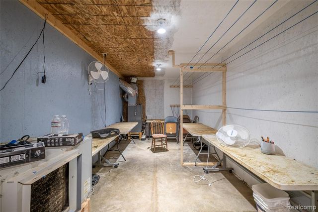 8261 N Dort Highway, Mount Morris, MI 48458