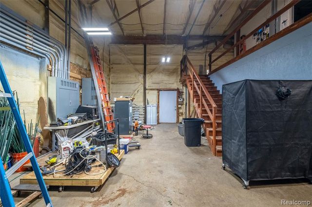 8261 N Dort Highway, Mount Morris, MI 48458