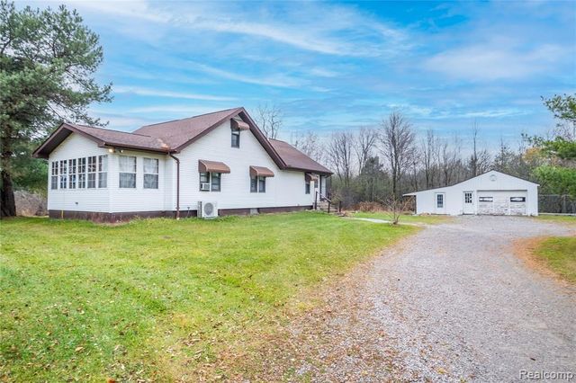 8261 N Dort Highway, Mount Morris, MI 48458