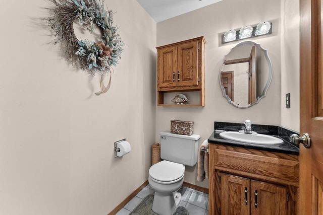 2727 BROOK HILLS DRIVE, Suamico, WI 54313
