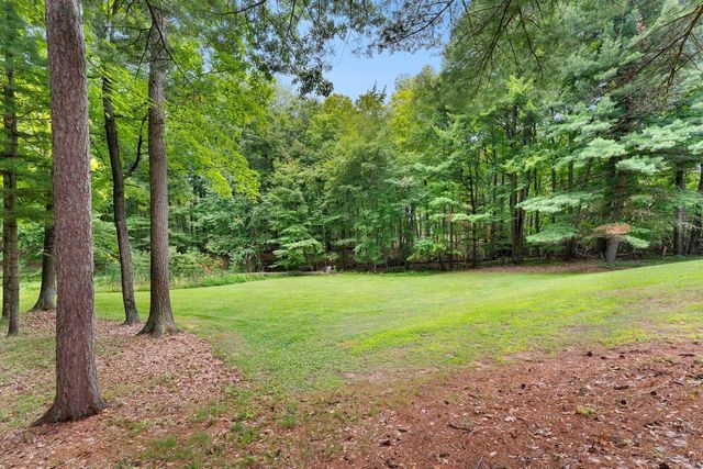 2727 BROOK HILLS DRIVE, Suamico, WI 54313