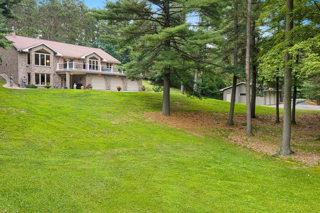 2727 BROOK HILLS DRIVE, Suamico, WI 54313