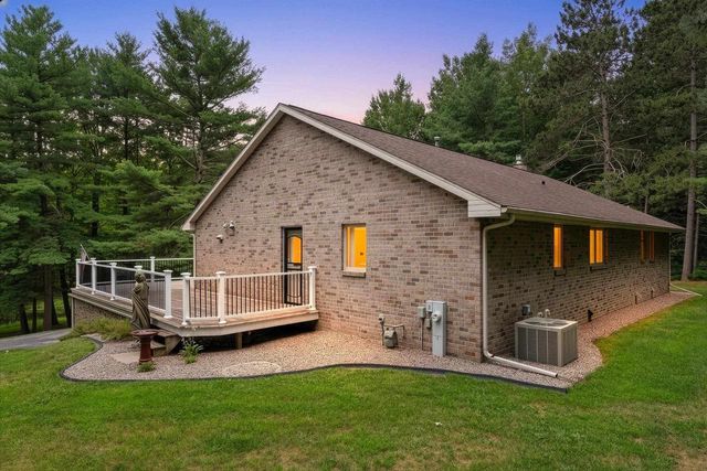 2727 BROOK HILLS DRIVE, Suamico, WI 54313