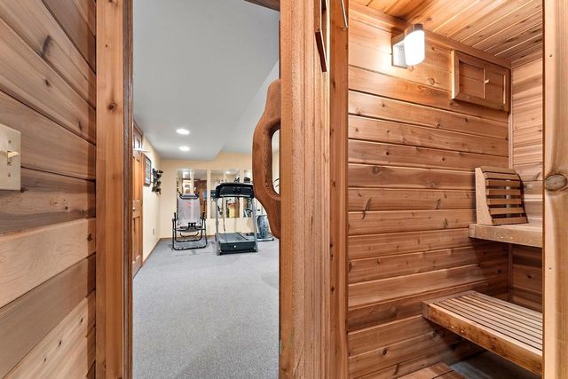 2727 BROOK HILLS DRIVE, Suamico, WI 54313