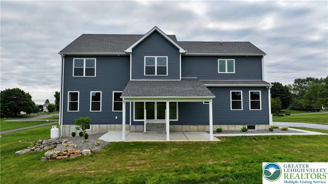465 Gail Drive, Bushkill Twp, PA 18064