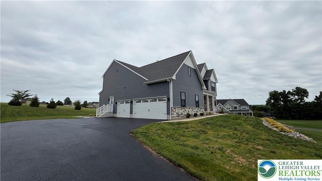 465 Gail Drive, Bushkill Twp, PA 18064