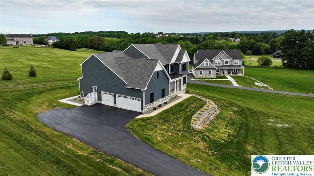 465 Gail Drive, Bushkill Twp, PA 18064
