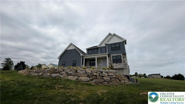 465 Gail Drive, Bushkill Twp, PA 18064