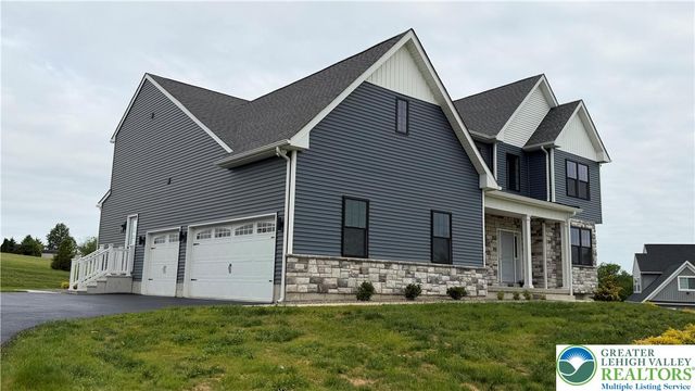 465 Gail Drive, Bushkill Twp, PA 18064