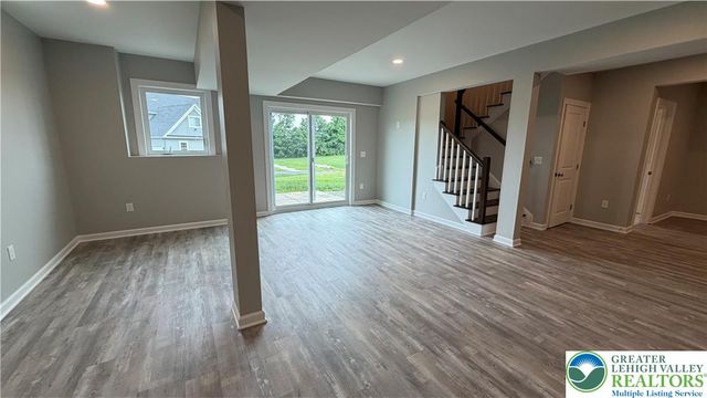 465 Gail Drive, Bushkill Twp, PA 18064