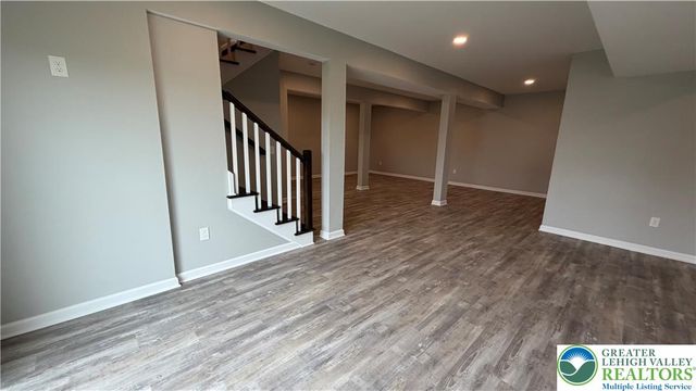 465 Gail Drive, Bushkill Twp, PA 18064