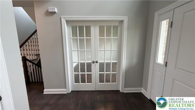 465 Gail Drive, Bushkill Twp, PA 18064