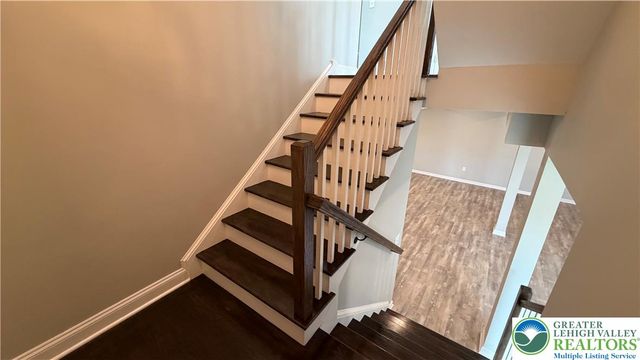 465 Gail Drive, Bushkill Twp, PA 18064