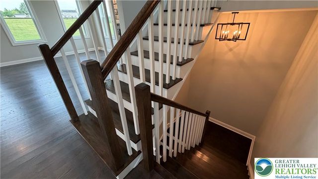 465 Gail Drive, Bushkill Twp, PA 18064