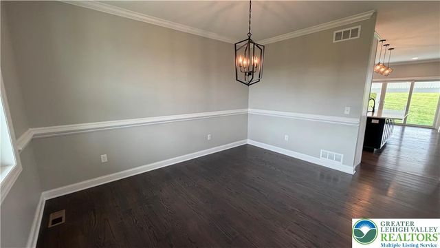465 Gail Drive, Bushkill Twp, PA 18064