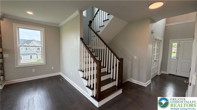 465 Gail Drive, Bushkill Twp, PA 18064