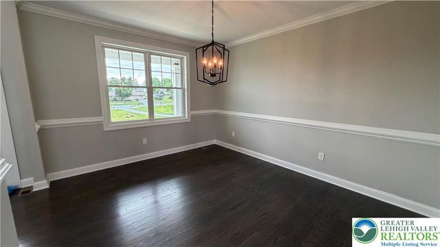 465 Gail Drive, Bushkill Twp, PA 18064