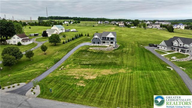 465 Gail Drive, Bushkill Twp, PA 18064