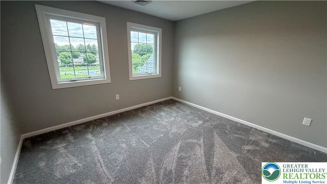 465 Gail Drive, Bushkill Twp, PA 18064