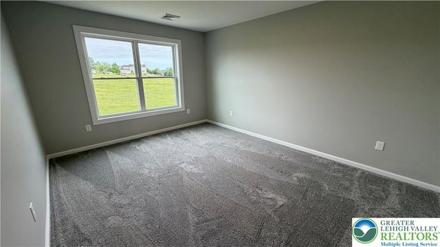 465 Gail Drive, Bushkill Twp, PA 18064
