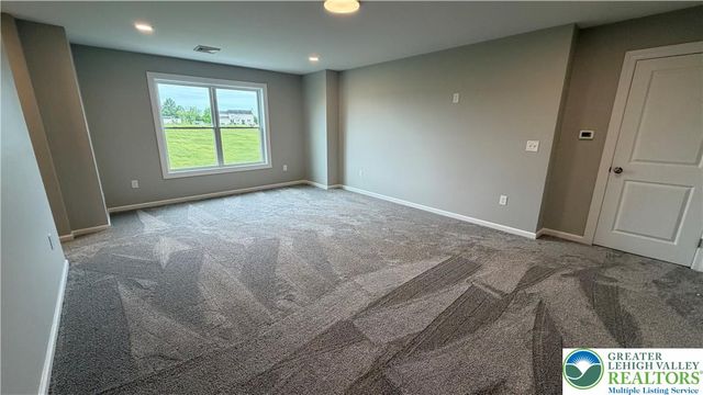 465 Gail Drive, Bushkill Twp, PA 18064