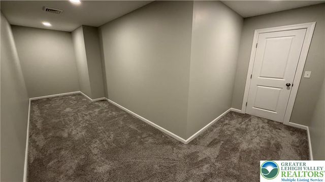 465 Gail Drive, Bushkill Twp, PA 18064