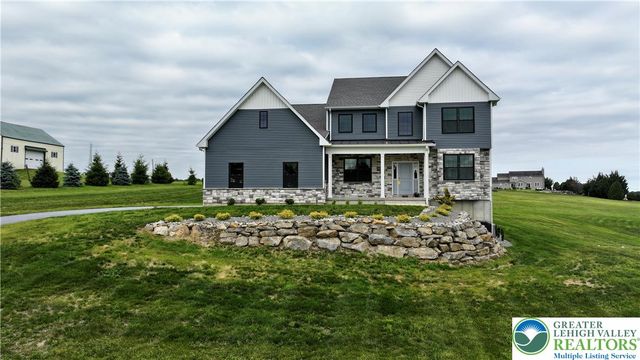465 Gail Drive, Bushkill Twp, PA 18064