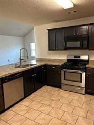 23251 Gallanda Drive, Magnolia, TX 77354