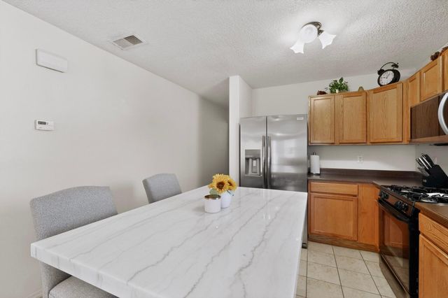 2401 Treviso Drive SE, Rio Rancho, NM 87124