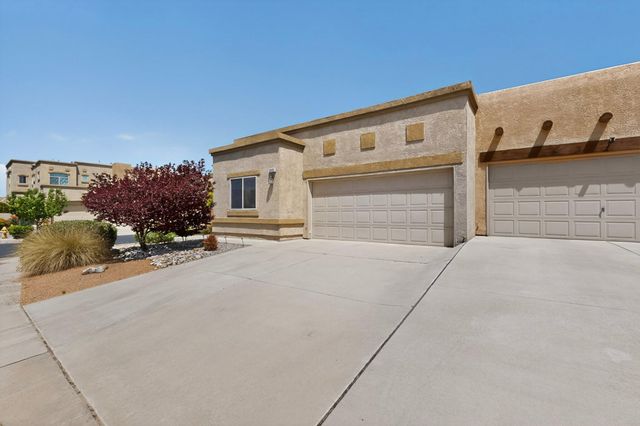 2401 Treviso Drive SE, Rio Rancho, NM 87124