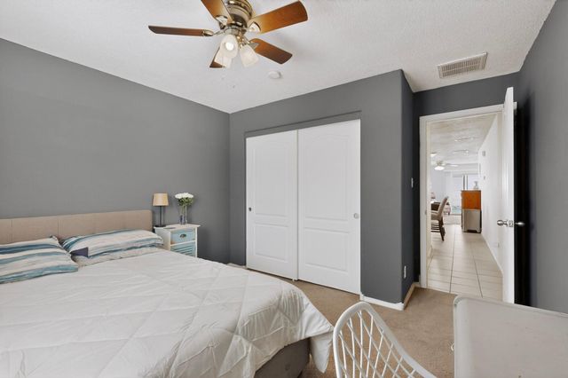 2401 Treviso Drive SE, Rio Rancho, NM 87124