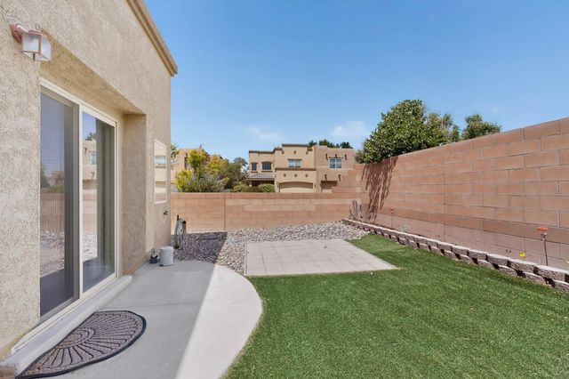 2401 Treviso Drive SE, Rio Rancho, NM 87124