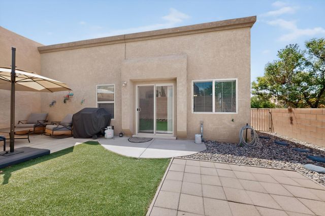 2401 Treviso Drive SE, Rio Rancho, NM 87124