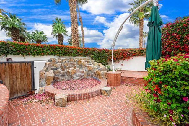 55180 Inverness Way, La Quinta, CA 92253