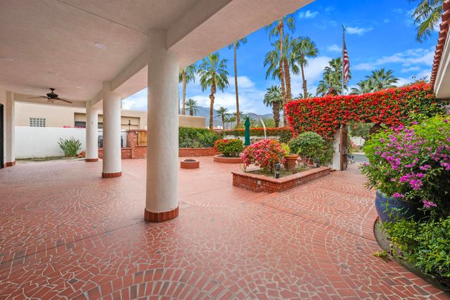 55180 Inverness Way, La Quinta, CA 92253