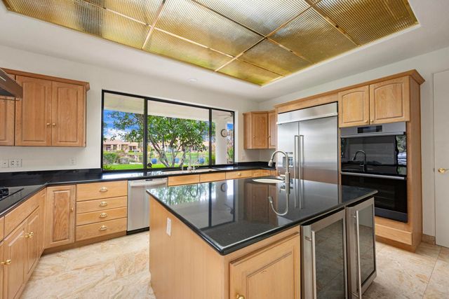 55180 Inverness Way, La Quinta, CA 92253