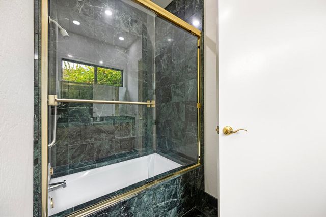 55180 Inverness Way, La Quinta, CA 92253