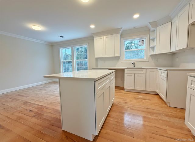 103 Brookfield Avenue B, Center Moriches, NY 11934