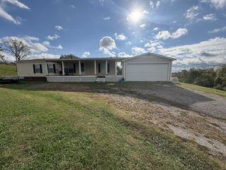 257 Milky Way Dr, Pulaski, TN 38478