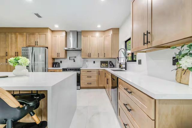 14551 SW 158th Ct, Miami, FL 33196