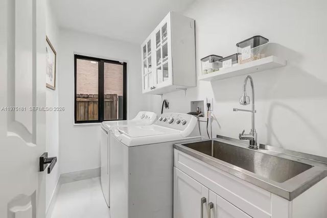 14551 SW 158th Ct, Miami, FL 33196