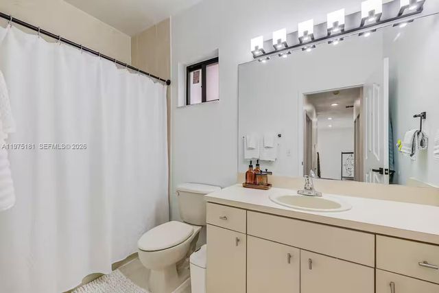 14551 SW 158th Ct, Miami, FL 33196