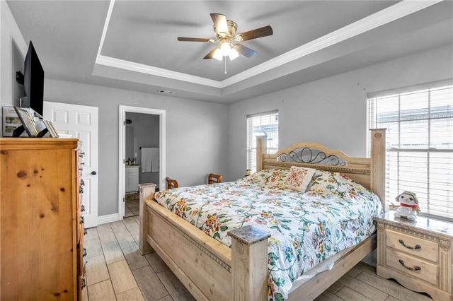 911 S 23rd Street, Rogers, AR 72758