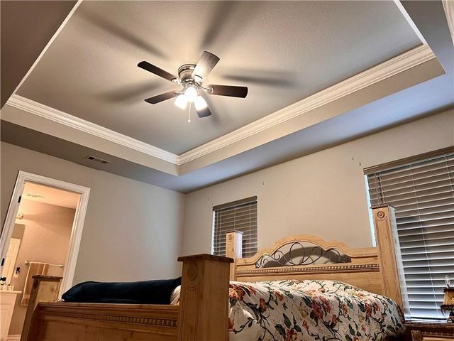 911 S 23rd Street, Rogers, AR 72758