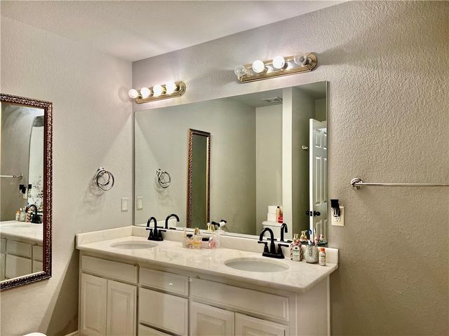 911 S 23rd Street, Rogers, AR 72758