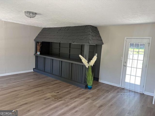 6762 Oakland Drive, Douglasville, GA 30135