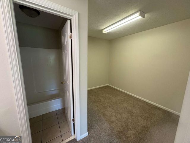 6762 Oakland Drive, Douglasville, GA 30135