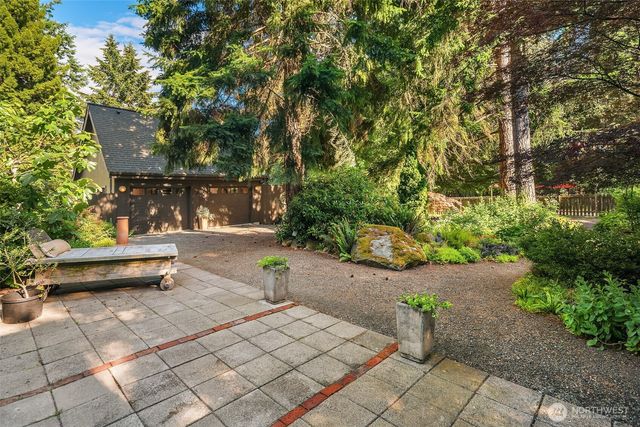 8416 SW 216th Street, Vashon, WA 98070